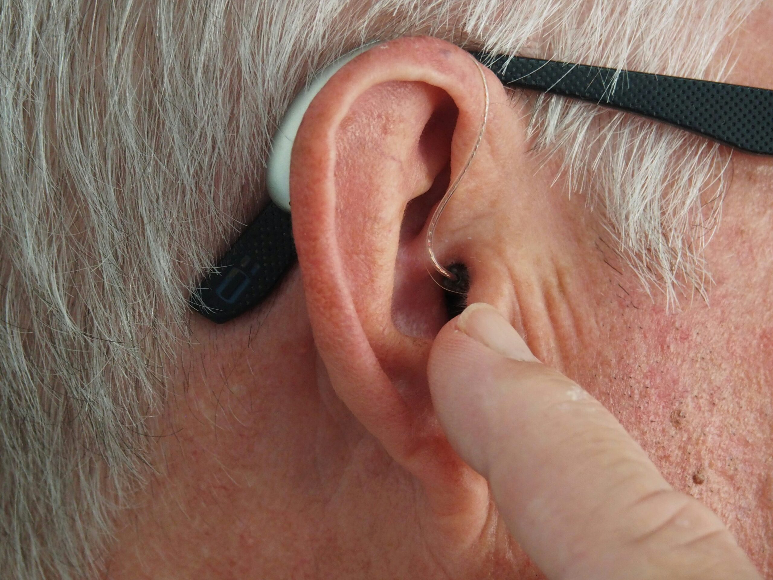 Desvendando o Mistério da Audição: Mais do que Ouvir, é Preciso Entender